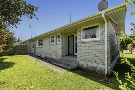 Photo of property in 16a Lilac Place, Otumoetai, Tauranga, 3110