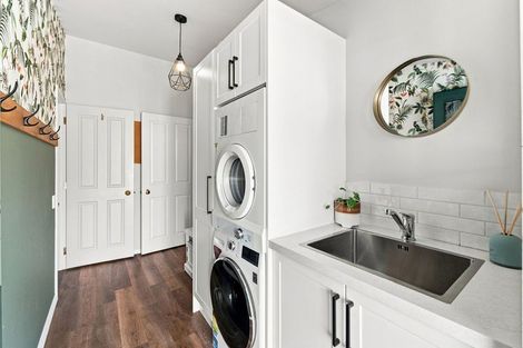 Photo of property in 15 Bird Lane, Wakefield, 7025
