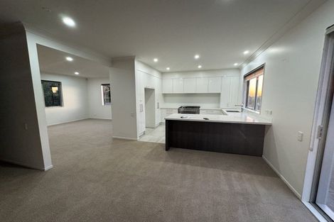 Photo of property in 9 Bellagio Way, Flat Bush, Auckland, 2019
