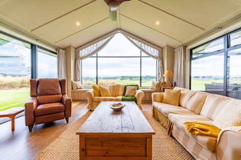 Photo of property in 25 Bradfield Road, Weston, Oamaru, 9491