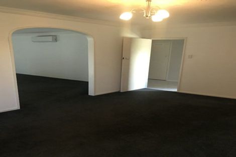 Photo of property in 59 Chedworth Avenue, Chedworth, Hamilton, 3210