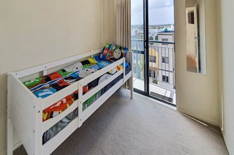 Photo of property in 5a/17 Crown Lynn Place, New Lynn, Auckland, 0600