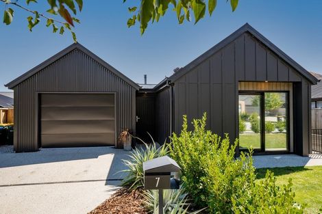 Photo of property in 7 Maize Street, Jacks Point, Queenstown, 9371