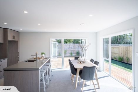 Photo of property in 39 Coutts Way, Fitzherbert, Palmerston North, 4410