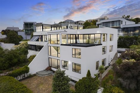 Photo of property in 11b Inverness Lane, Redcliffs, Christchurch, 8081