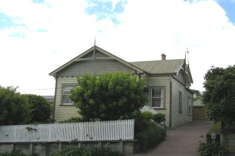 Photo of property in 23 Palmerston Road, Birkenhead, Auckland, 0626
