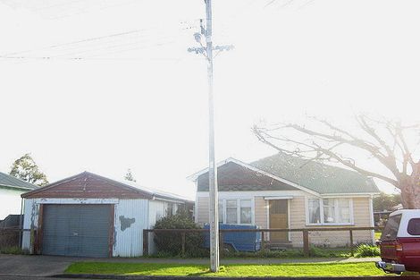 Photo of property in 8 Alexandra Street, Marton, 4710