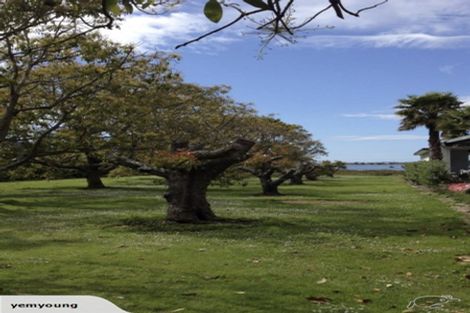 Photo of property in 6 Aileen Place, Whangamata, 3691