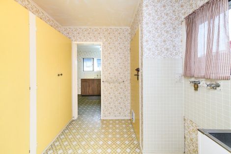 Photo of property in 2 Bethel Court, Milson, Palmerston North, 4414