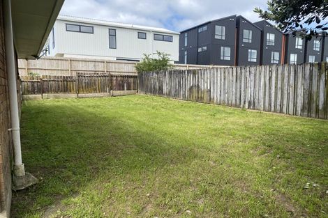 Photo of property in 64 Pomaria Road, Henderson, Auckland, 0610