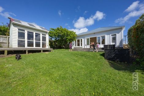 Photo of property in 28 Rata Street, Helensville, 0800