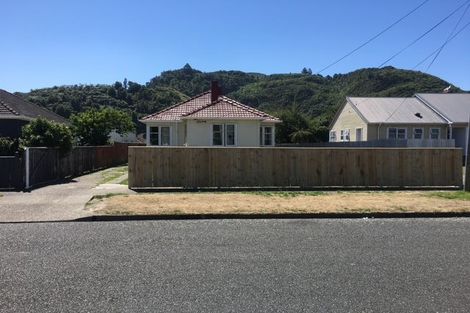 Photo of property in 127 Molesworth Street, Taita, Lower Hutt, 5011