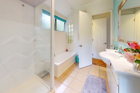 Photo of property in 9538 Paeroa Kopu Road, Kopu, Thames, 3578