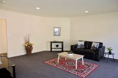 Photo of property in Redwood Village, 39/42 Main Road, Tawa, Wellington, 5028