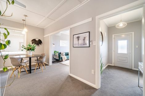 Photo of property in 26 Queens Drive, Kilbirnie, Wellington, 6022