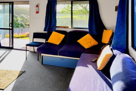 Photo of property in 2 Waireka Road, Omata, New Plymouth, 4374