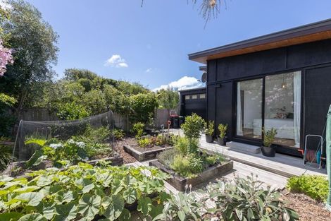 Photo of property in 69a Beachville Road, Redcliffs, Christchurch, 8081