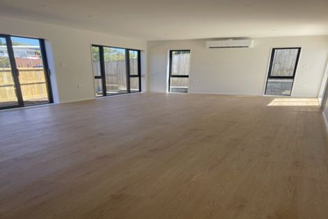 Photo of property in 28a Larne Avenue, Pakuranga Heights, Auckland, 2010