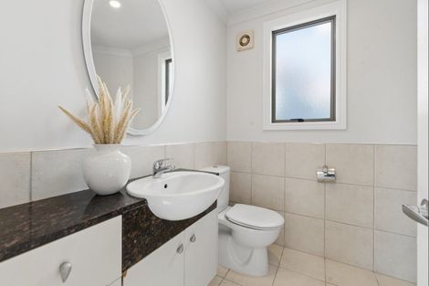 Photo of property in 1b Macleans Road, Bucklands Beach, Auckland, 2014