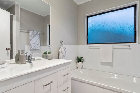 Photo of property in 64 Corinna Street, Welcome Bay, Tauranga, 3112