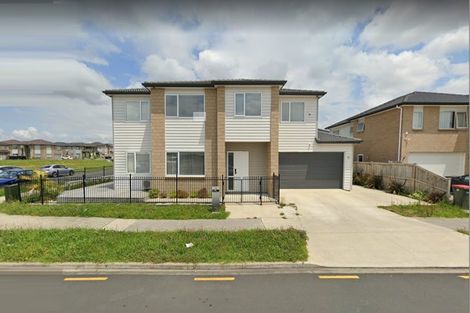 Photo of property in 75 Rosewell Crescent, Flat Bush, Auckland, 2019