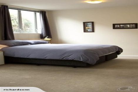 Photo of property in 4/25 Home Street, Mount Victoria, Wellington, 6011