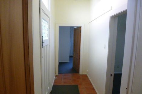 Photo of property in 30 Rhodes Street, Newtown, Wellington, 6021