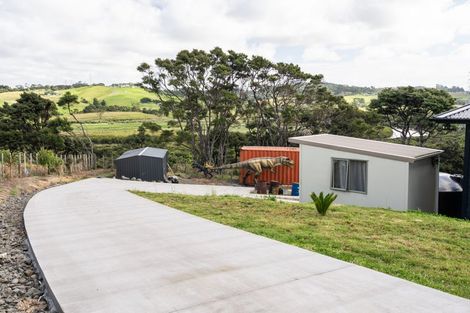 Photo of property in 193 Pinchgut Road, Kaukapakapa, 0873