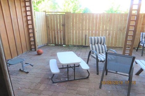 Photo of property in 141 Jesmond Road, Karaka, Drury, 2578