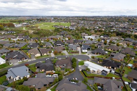 Photo of property in 16 Cole Thomas Place, Huntington, Hamilton, 3210