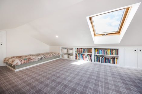 Photo of property in 8 Karaka Street, Hokowhitu, Palmerston North, 4410