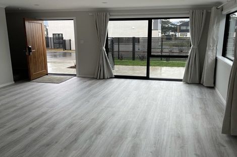 Photo of property in 8 Desert Gold Lane, Wallaceville, Upper Hutt, 5018