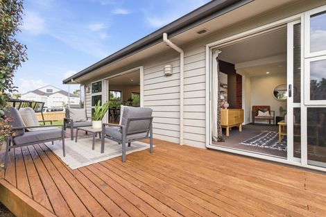 Photo of property in 11 Dysart Road, Otumoetai, Tauranga, 3110