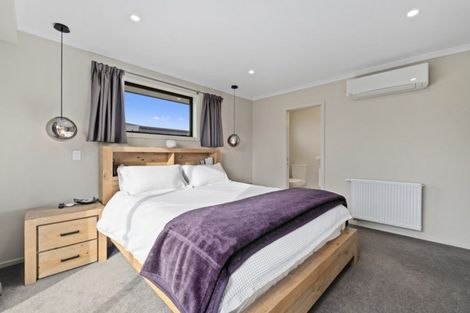 Photo of property in 78 Stratford Drive, Mount Pisa, Cromwell, 9383