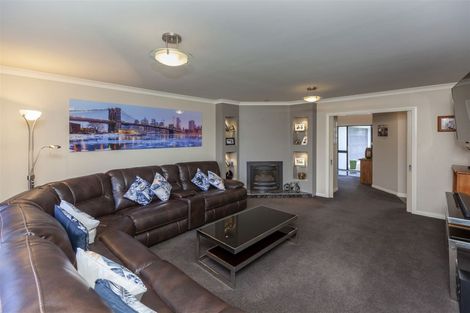 Photo of property in 4 Consort Close, Paraparaumu Beach, Paraparaumu, 5032