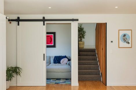 Photo of property in 11 Westbourne Road, Murrays Bay, Auckland, 0630