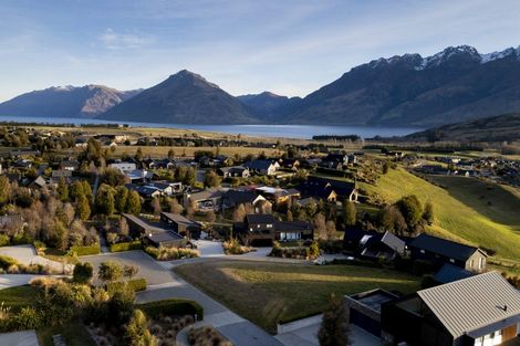Photo of property in 14 Glenfiddich Road, Jacks Point, Queenstown, 9371