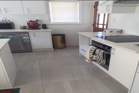 Photo of property in 20 Rogan Street, Mount Roskill, Auckland, 1041