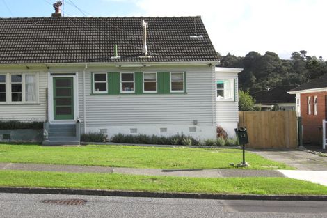 Photo of property in 18 Toomath Street, Naenae, Lower Hutt, 5011