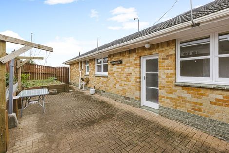 Photo of property in 1/1 Sutton Crescent, Papatoetoe, Auckland, 2025