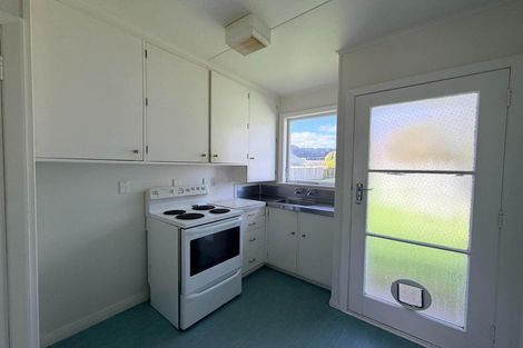 Photo of property in 138 Reynolds Street, Taita, Lower Hutt, 5011