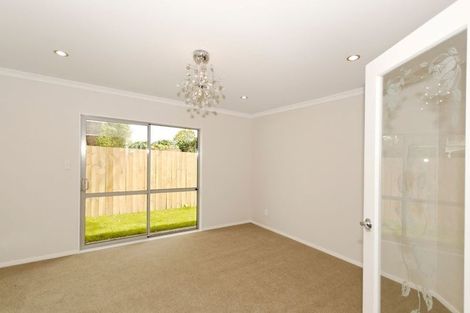 Photo of property in 24a Fulljames Avenue, Mount Roskill, Auckland, 1041