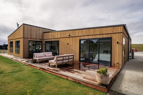 Photo of property in 9 Bull Ridge, Wanaka, 9305