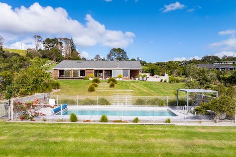 Photo of property in 15 Sandhill Heights, Mangawhai, 0975