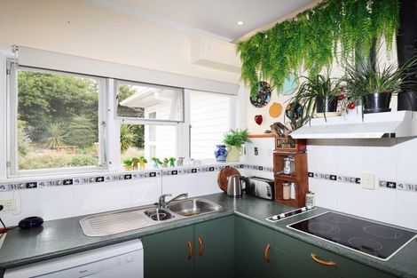 Photo of property in 13 Queen Alexandra Street, Lansdowne, Masterton, 5810