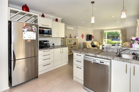 Photo of property in 1/220 Avonhead Road, Avonhead, Christchurch, 8042