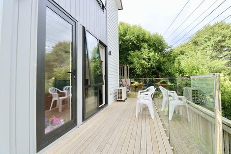 Photo of property in 3 Korokio Lane, Henderson, Auckland, 0612