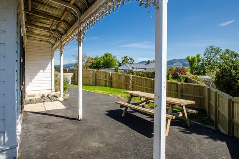 Photo of property in 22 Beaconsfield Road, Portobello, Dunedin, 9014