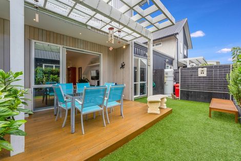Photo of property in 9 Poaka Road, Hobsonville, Auckland, 0616