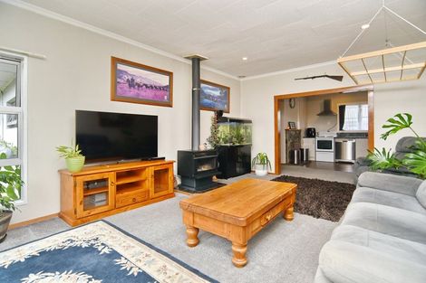 Photo of property in 69 West Belt, Rangiora, 7400